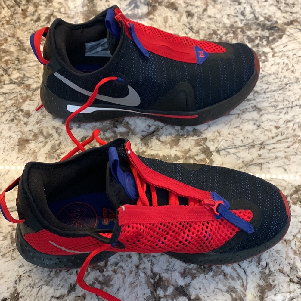 pg 4 clippers colorway